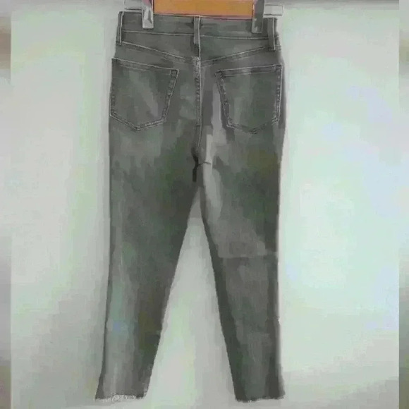 GAP | Teen Girls Grey Wash Sky High-Rise Skinny Ankle Jeans - Picture 5 of 5